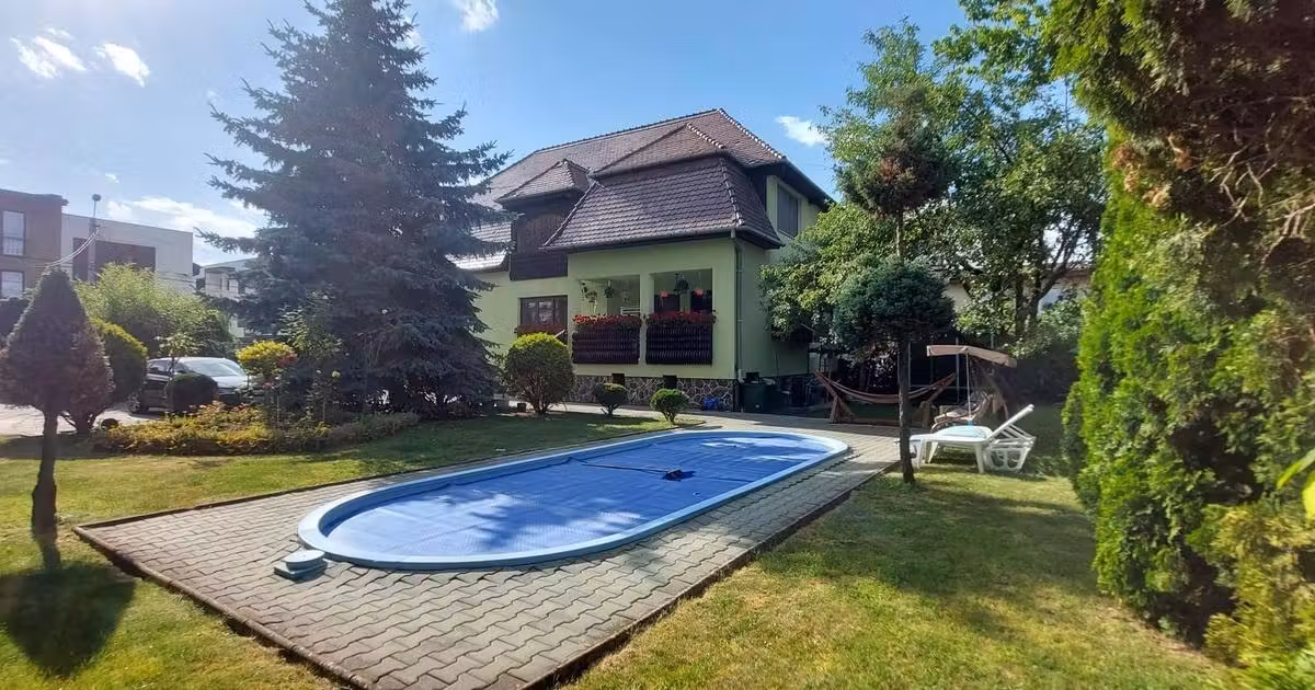 Birou de vânzare de 480 mp, în zona Budai, Târgu Mureș