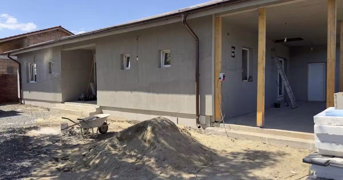 Casă individuală de vânzare cu 4 camere în Giarmata