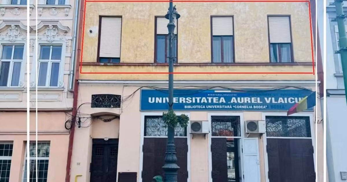 Apartament de vânzare cu 3 camere, mobilat în zona Central, Arad