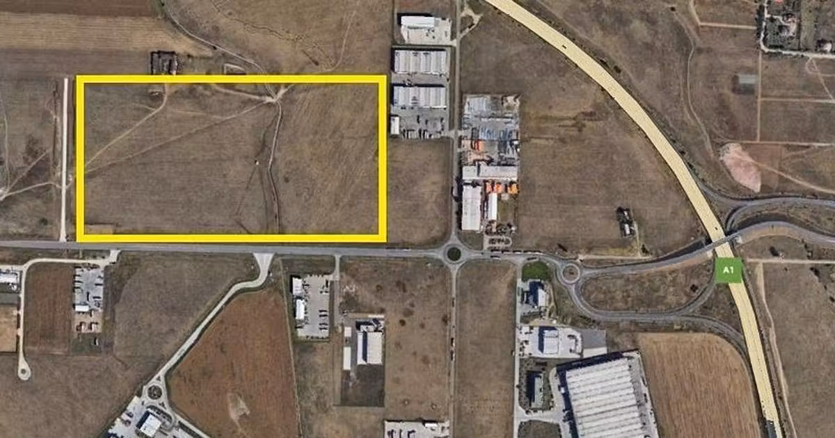 Teren agricol intravilan de vânzare de 68000 mp, în zona Aradul Nou, Arad