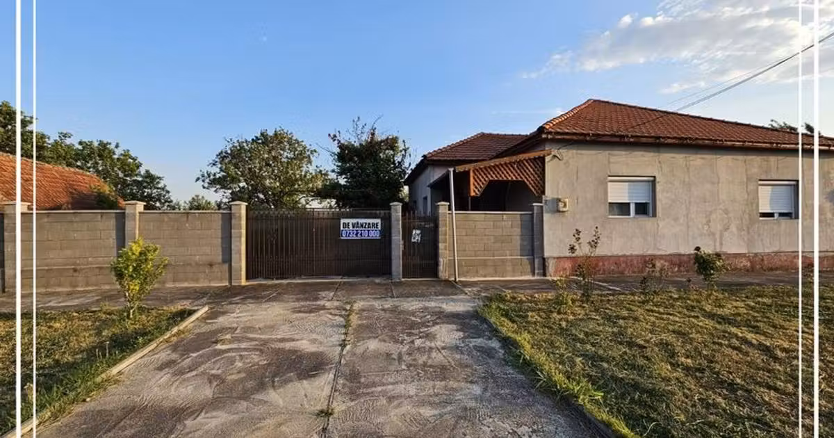 Casă individuală de vânzare cu 4 camere, mobilată în Mocrea
