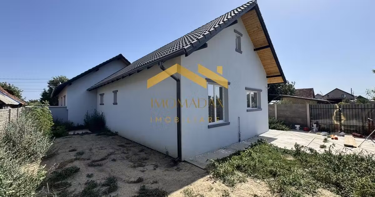 Duplex de vânzare cu 3 camere în Sânmihaiu Român
