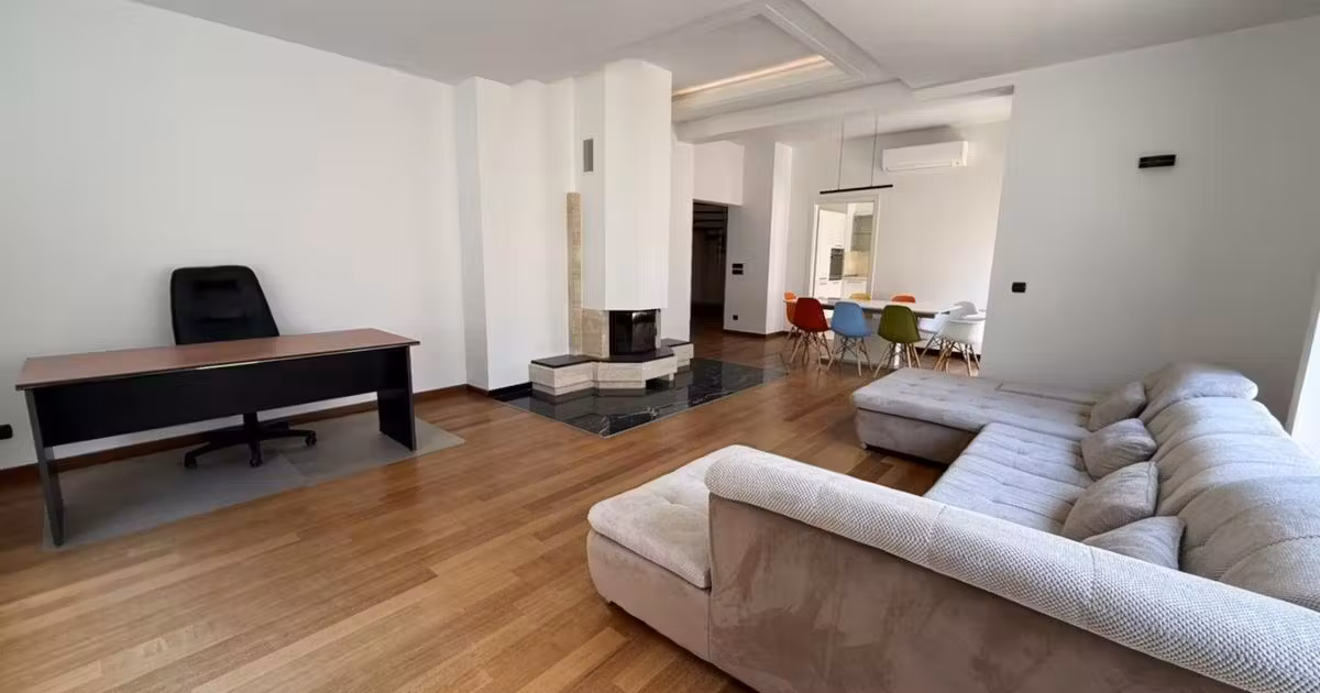 Apartament de vânzare cu 5 camere în zona Primăverii, Sector 1
