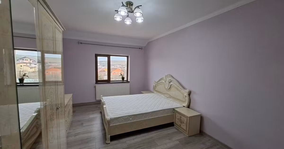 Apartament de vânzare cu 2 camere în zona Pietroasa, Deva