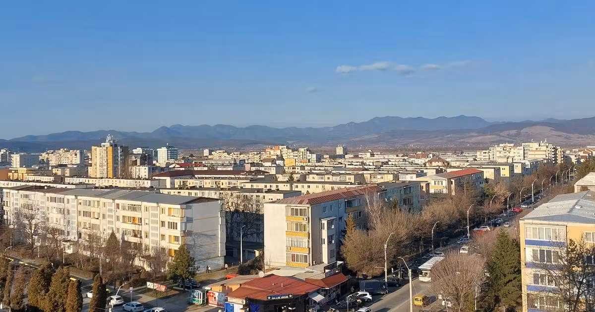 Apartament de vânzare cu 3 camere în Deva