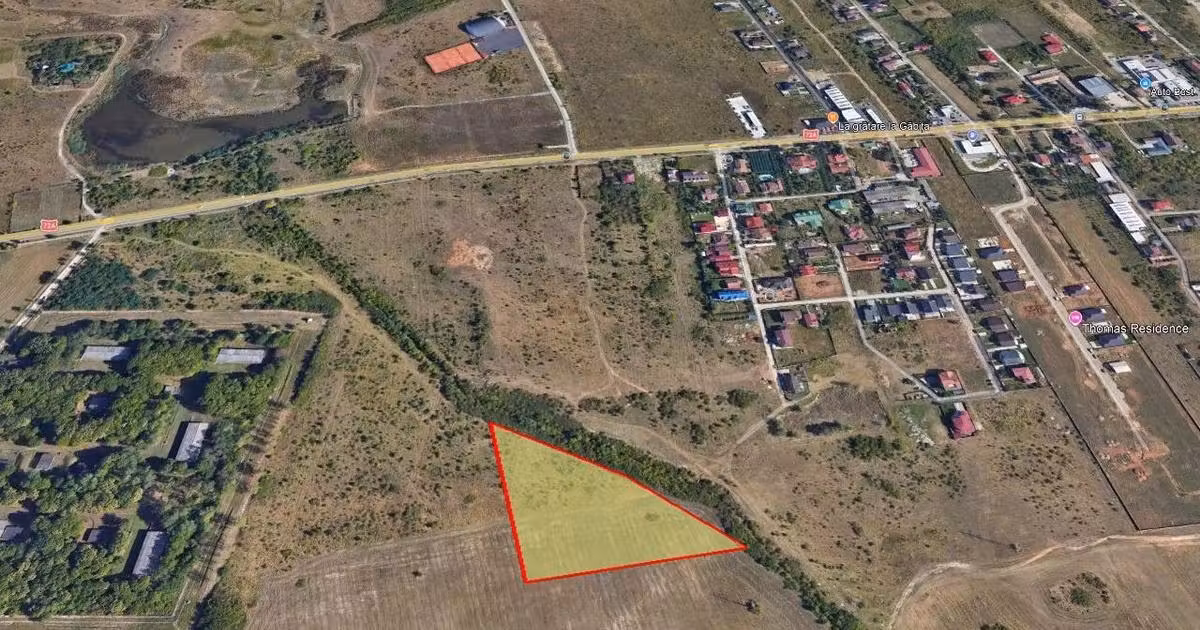 Teren Construcții intravilan de vânzare de 13300 mp, în zona Priseaca, Târgoviște