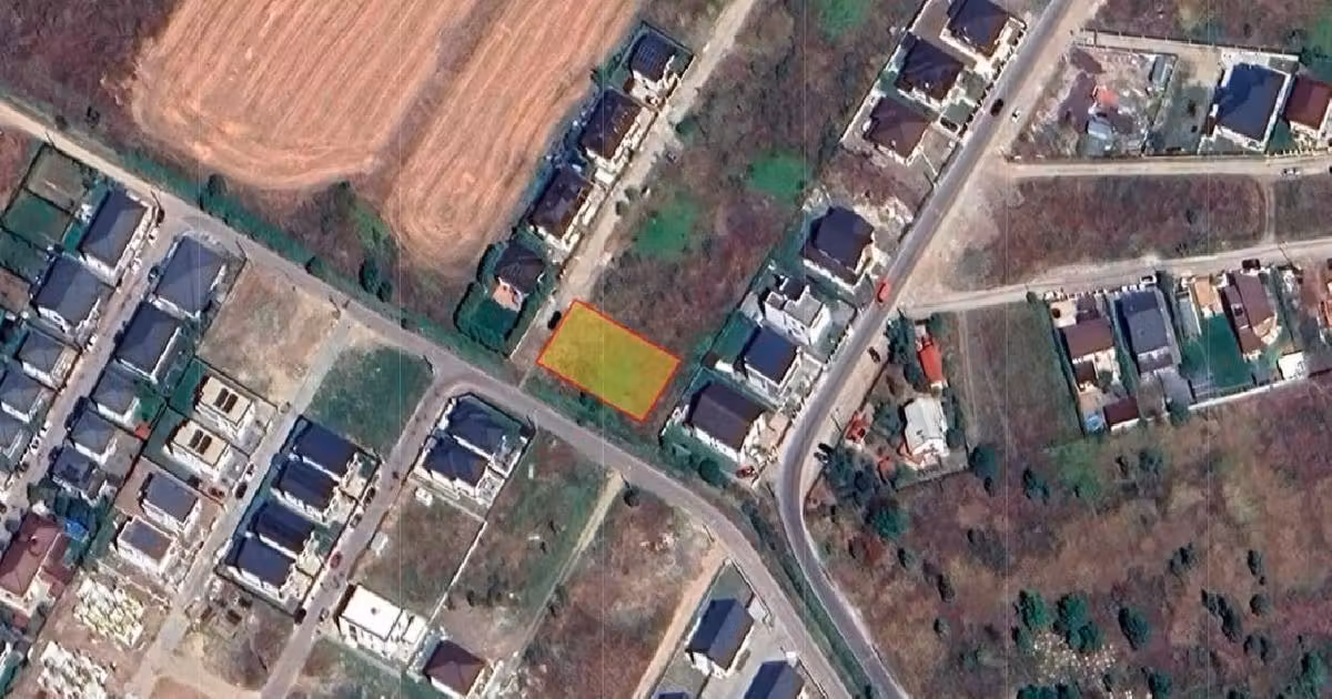 Teren Construcții intravilan de vânzare de 650 mp, în Otopeni