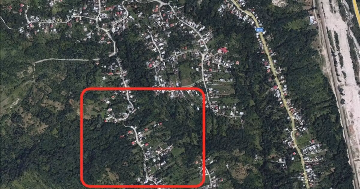 Teren Construcții intravilan de vânzare de 4000 mp, în Breaza