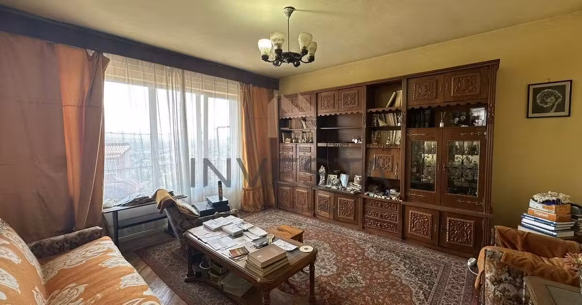 Apartament de vânzare cu 4 camere în zona Grigorescu, Cluj-Napoca