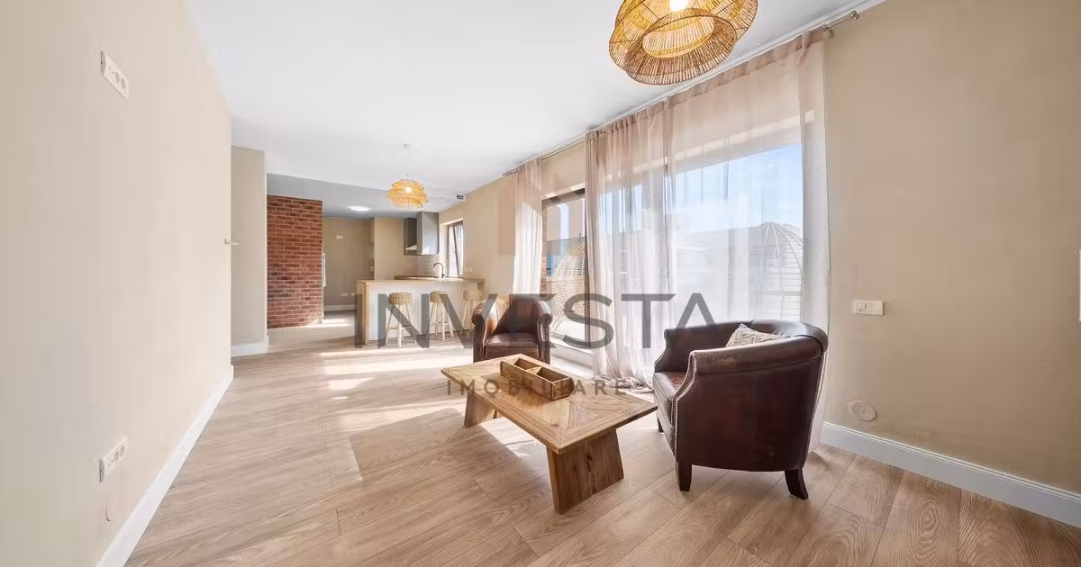 Penthouse de vânzare cu 3 camere, mobilat în zona Borhanci, Cluj-Napoca