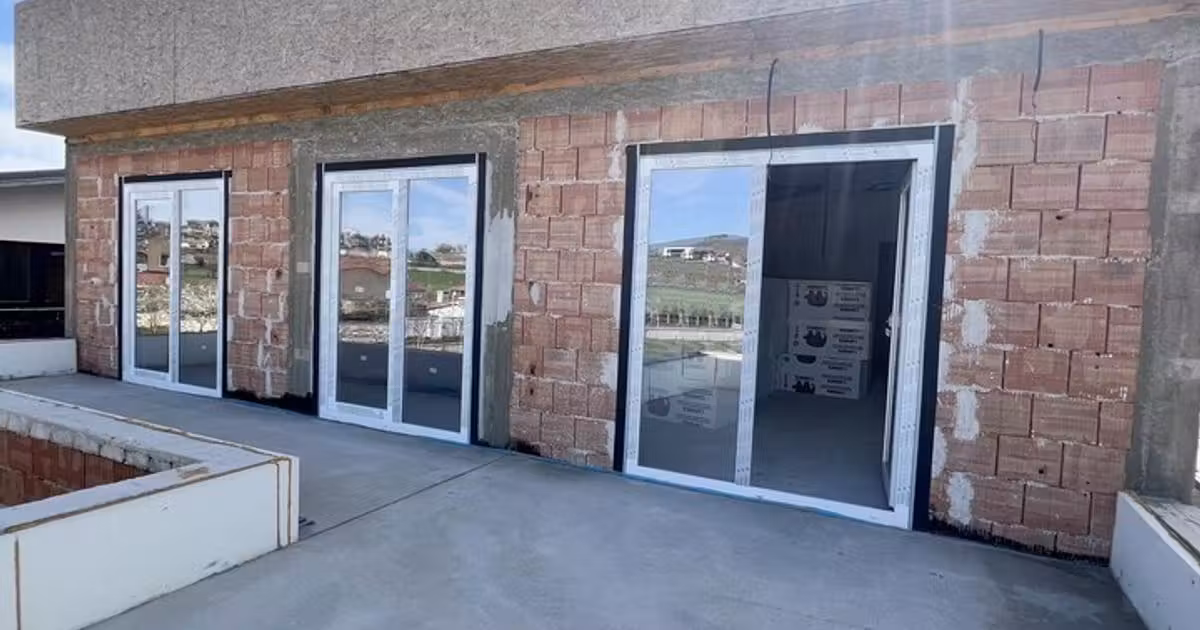 Casă individuală de vânzare cu 4 camere în zona Est, Alba Iulia