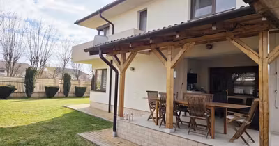 Casă Micești