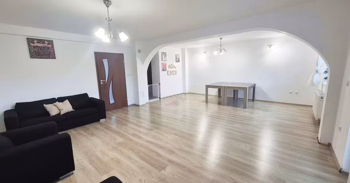 Duplex de vânzare cu 4 camere în zona Central, Alba Iulia