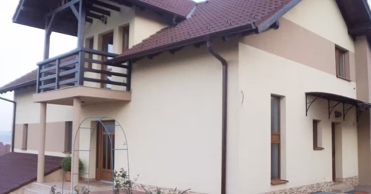 Casă individuală de vânzare cu 6 camere, mobilată în zona Est, Alba Iulia