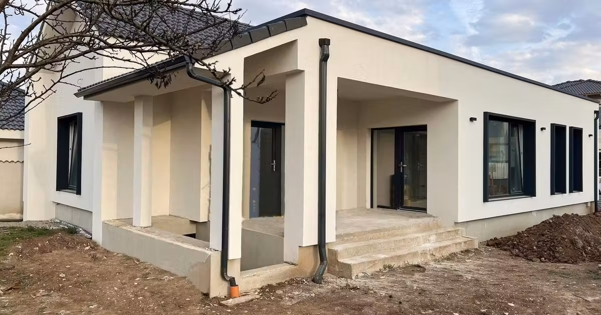 Casă individuală de vânzare cu 4 camere în zona Est, Alba Iulia