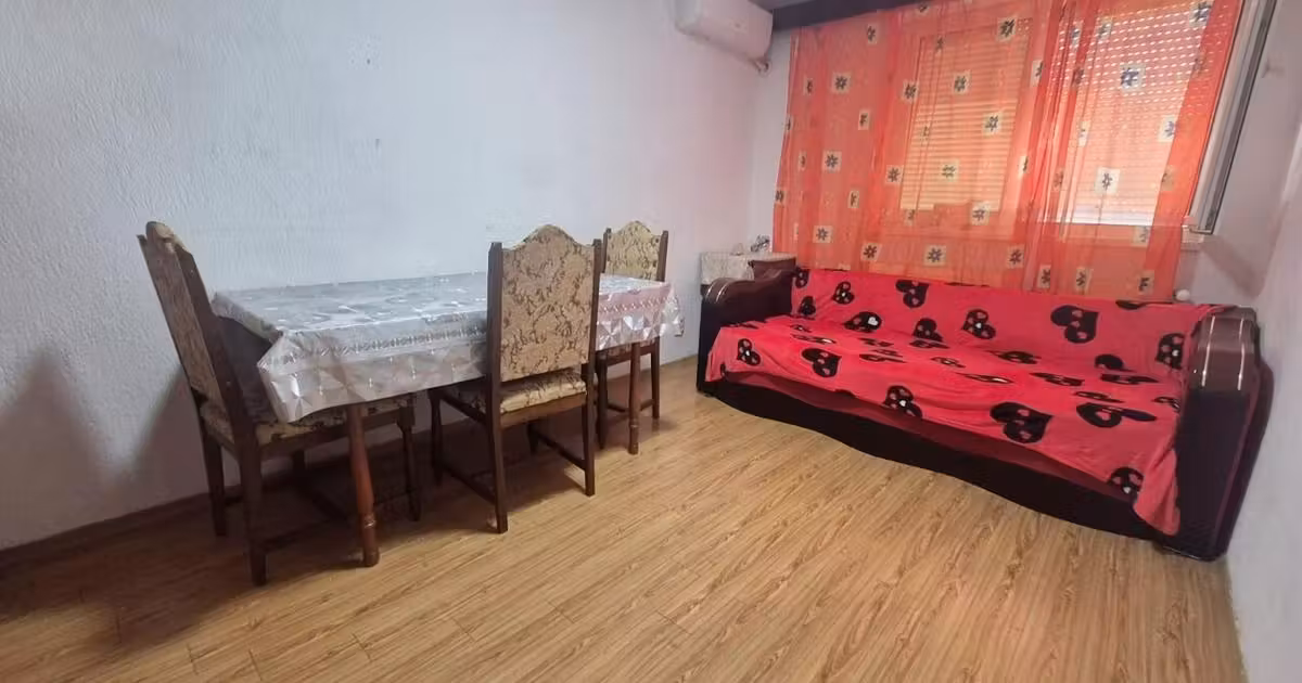 Apartament de vânzare cu 2 camere în Cugir