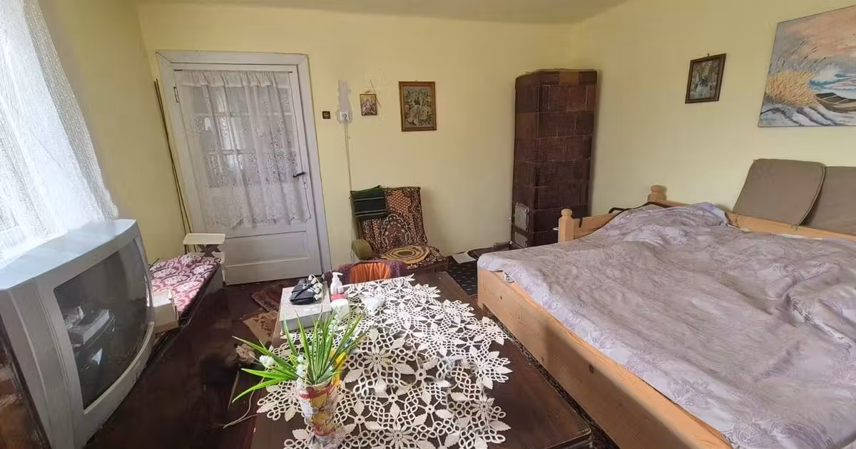Casă individuală de vânzare cu 2 camere în Henig