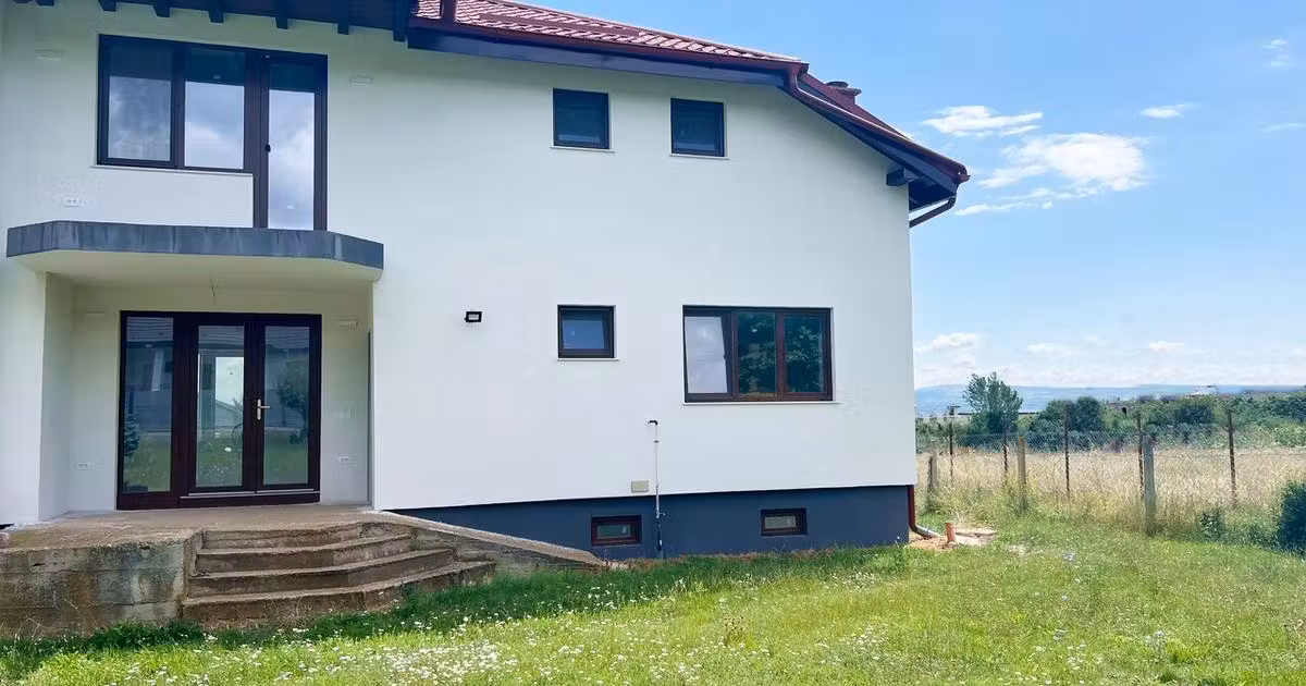 Casă individuală de vânzare cu 5 camere în zona Est, Alba Iulia
