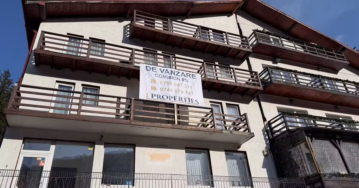 Duplex de vânzare cu 18 camere, mobilat în Predeal