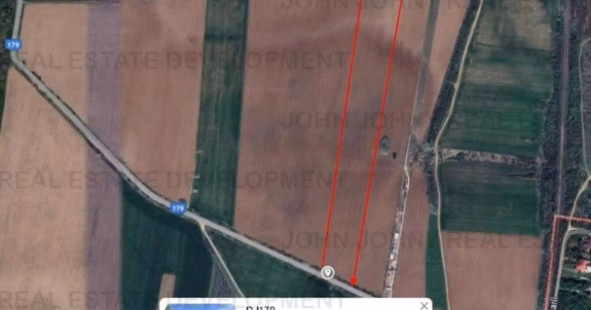 Teren Construcții intravilan de vânzare de 6800 mp, în Bălteni