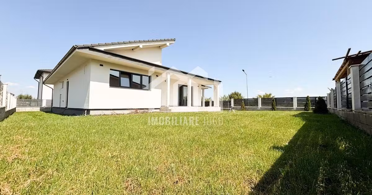 Casă individuală de vânzare cu 4 camere în Jucu de Mijloc