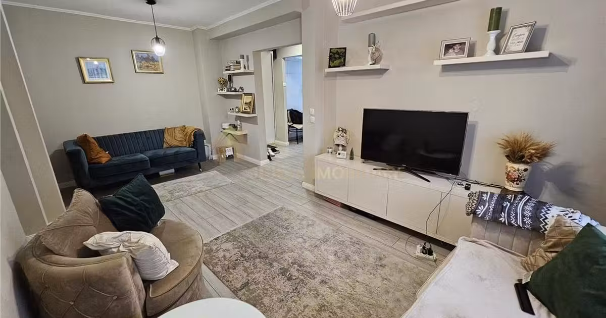 Apartament de vânzare cu 4 camere, mobilat în zona Mănăștur, Cluj-Napoca