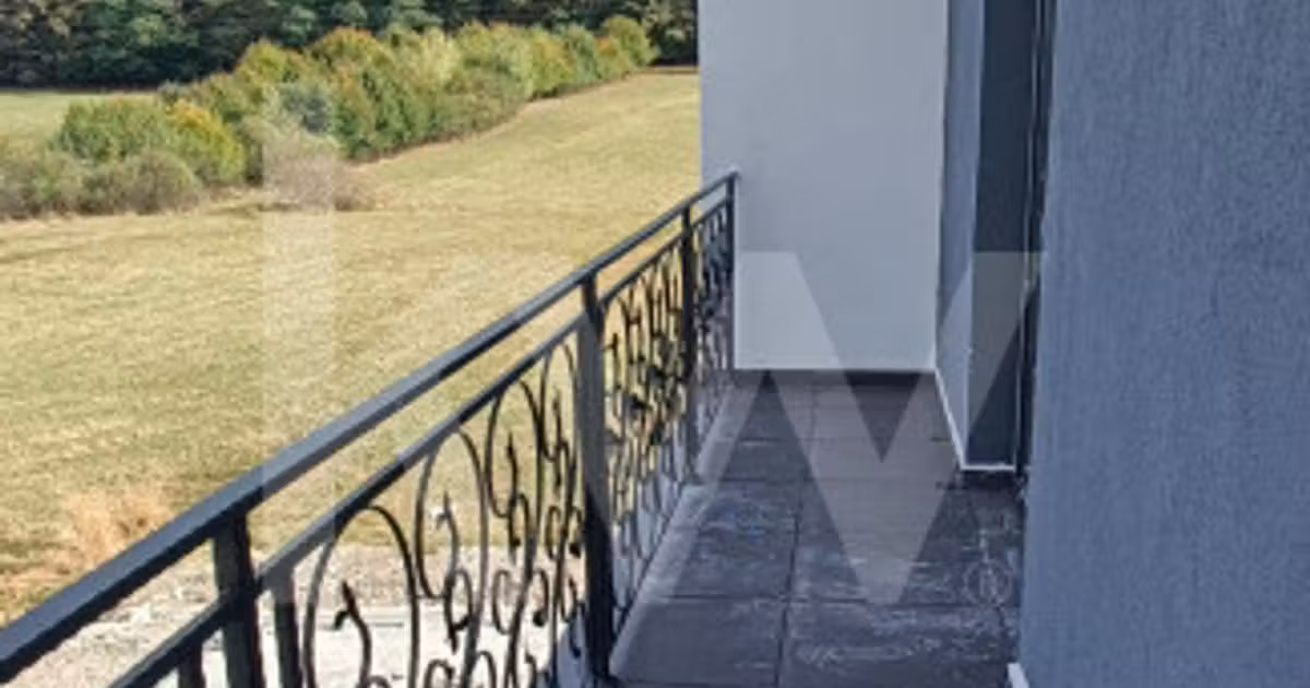 Duplex de vânzare cu 4 camere în Rășinari