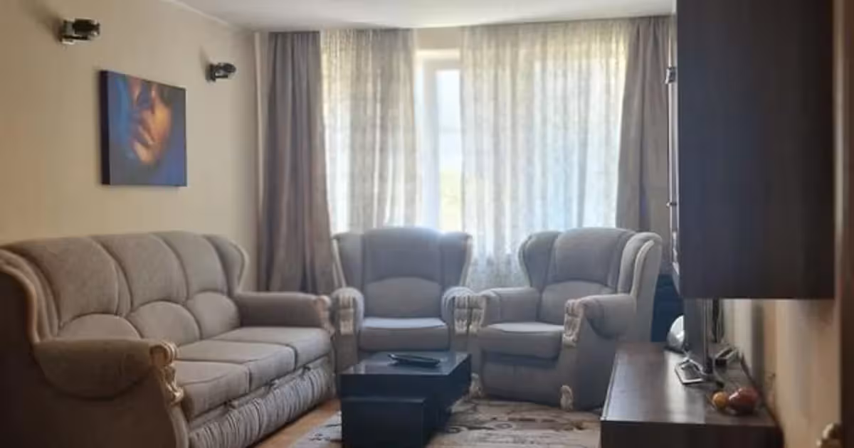 Apartament de vânzare cu 3 camere, mobilat în zona Central, Botoșani