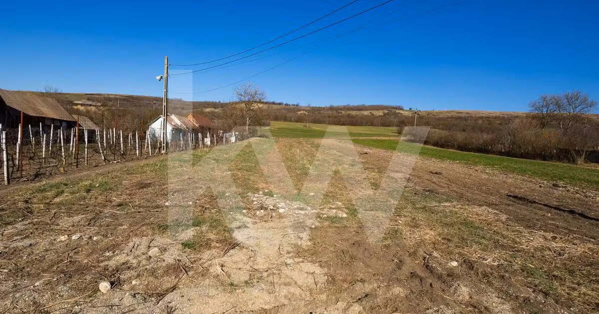 Teren Construcții intravilan de vânzare de 1152 mp, în Ruși
