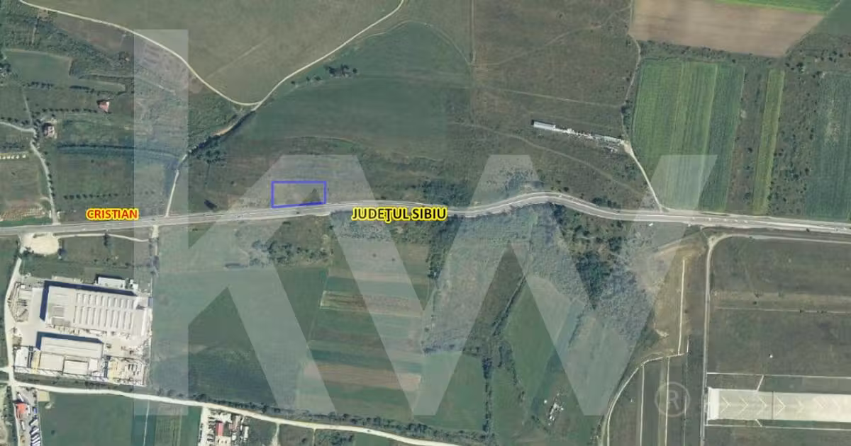 Teren Construcții extravilan de vânzare de 3200 mp, în Cristian