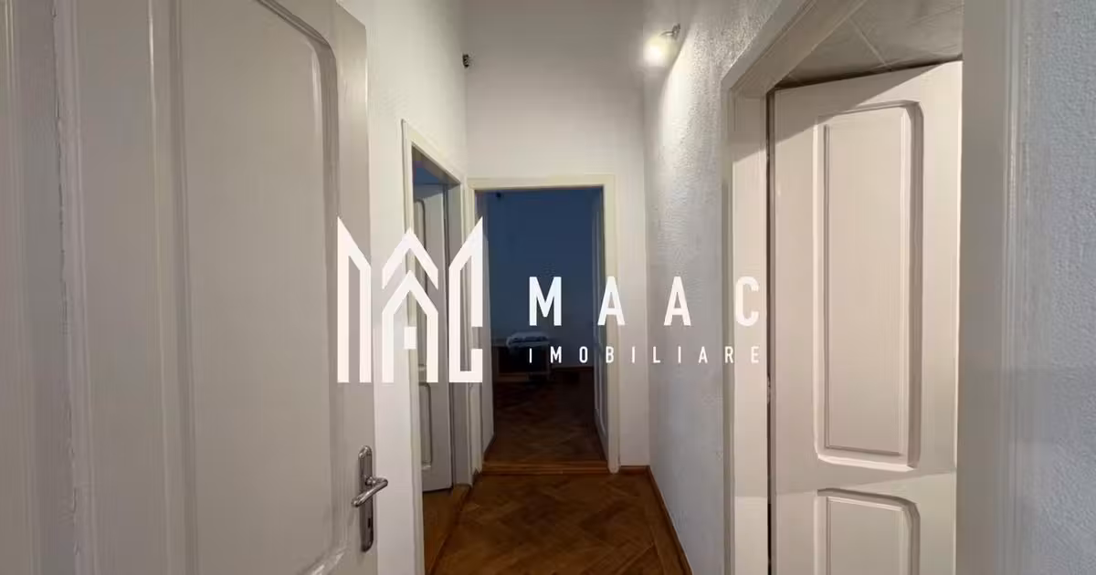 Apartament de vânzare cu 3 camere, mobilat în zona Central, Sibiu