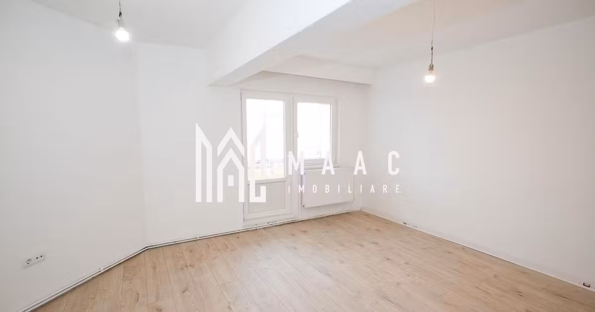 Apartament de vânzare cu 2 camere în zona Ostroveni, Râmnicu Vâlcea