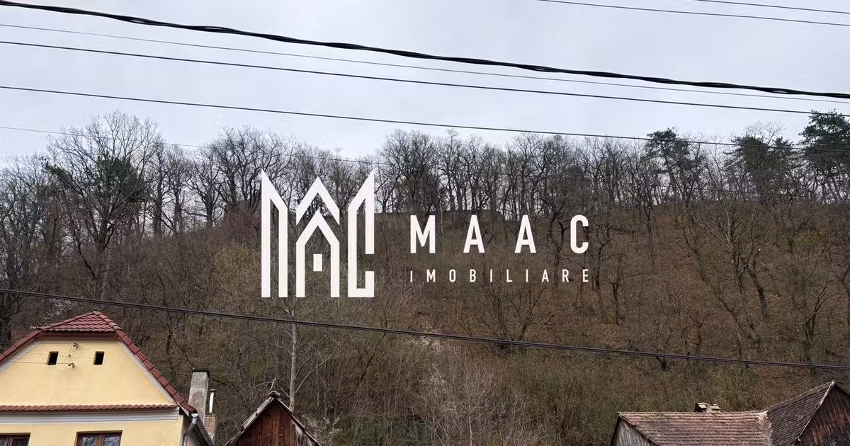 Casă individuală de vânzare cu 10 camere în Cisnădioara