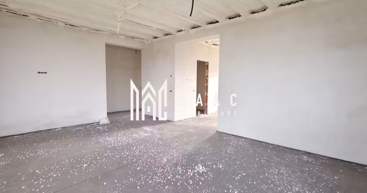 Duplex de vânzare cu 3 camere în Cristian