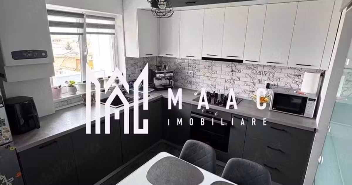 Apartament de vânzare cu 3 camere, mobilat în zona Vasile Aaron, Sibiu