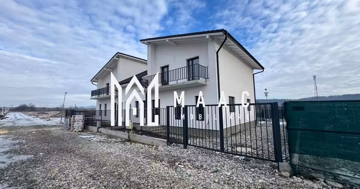 Duplex de vânzare cu 4 camere în Mohu