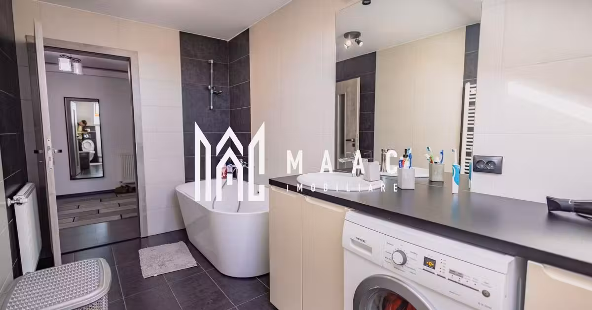 Apartament de vânzare cu 3 camere, mobilat în Șelimbăr