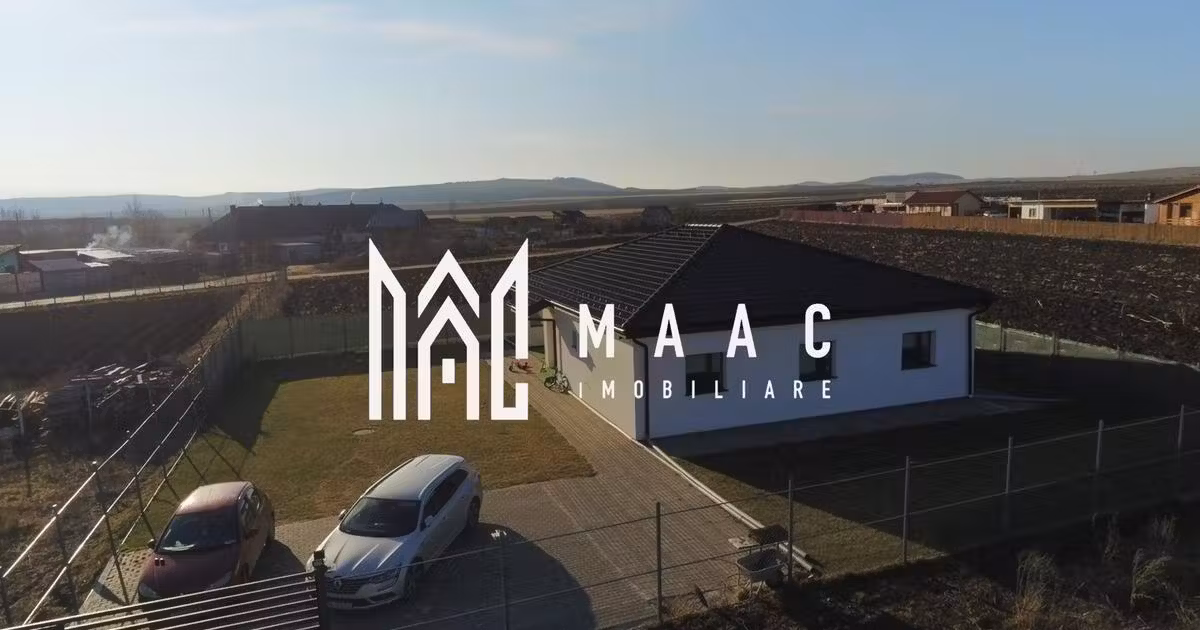 Casă individuală de vânzare cu 4 camere, mobilată în Șura Mică