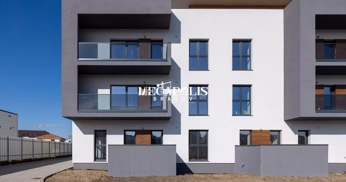 Apartament de vânzare cu 2 camere în zona Tractorul, Brașov