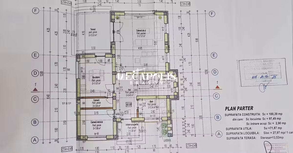 Casă individuală de vânzare cu 4 camere în Cristian
