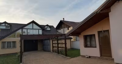Casă Vlădeni