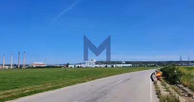 Teren Exterior Sud