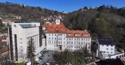 Casă Central