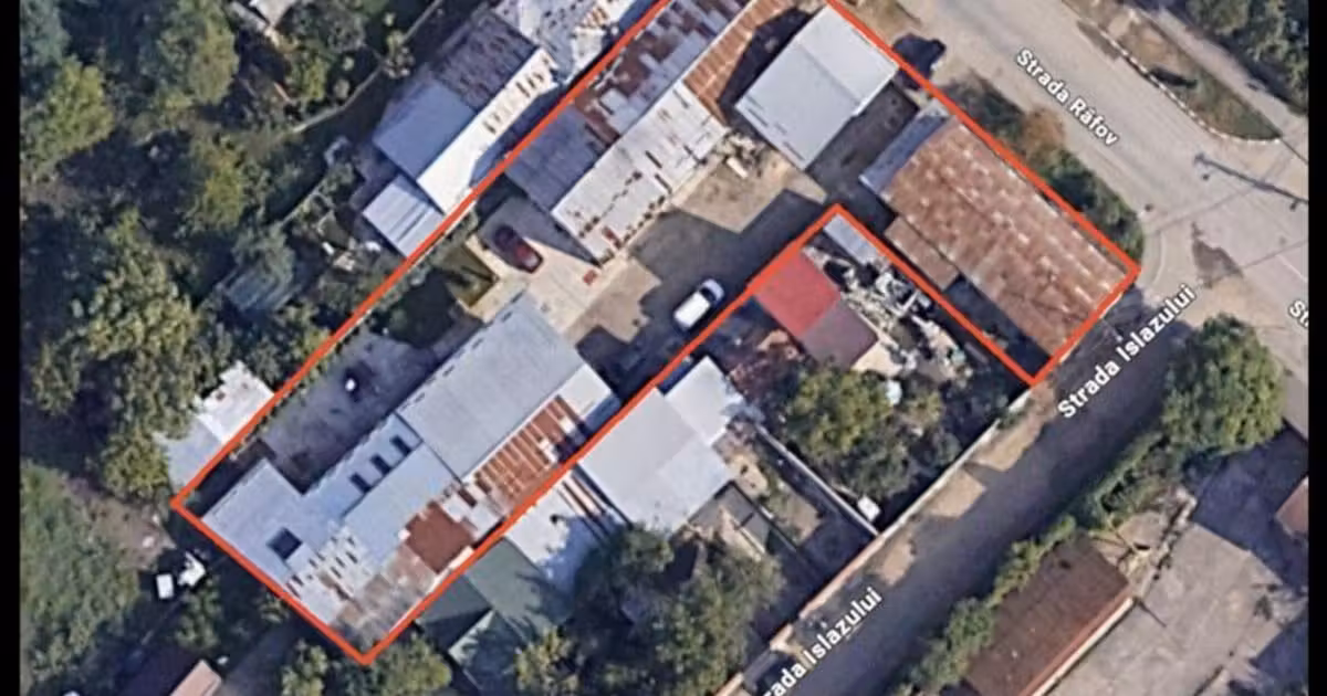 Spațiu comercial de vânzare de 838 mp, în Ploiești