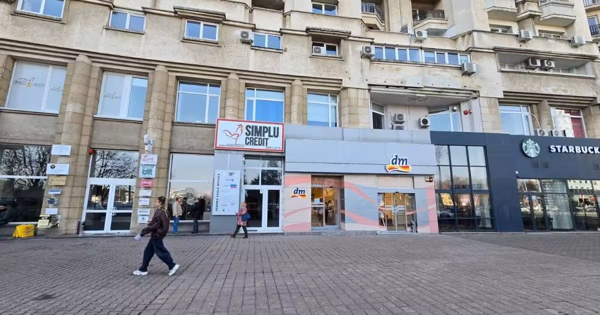 Spațiu comercial de vânzare de 267 mp, în zona P-ța Victoriei, Ultracentral