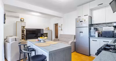 Apartament Adunații-Copăceni