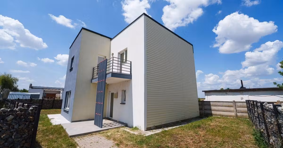 Casă individuală de vânzare cu 5 camere în Pielești