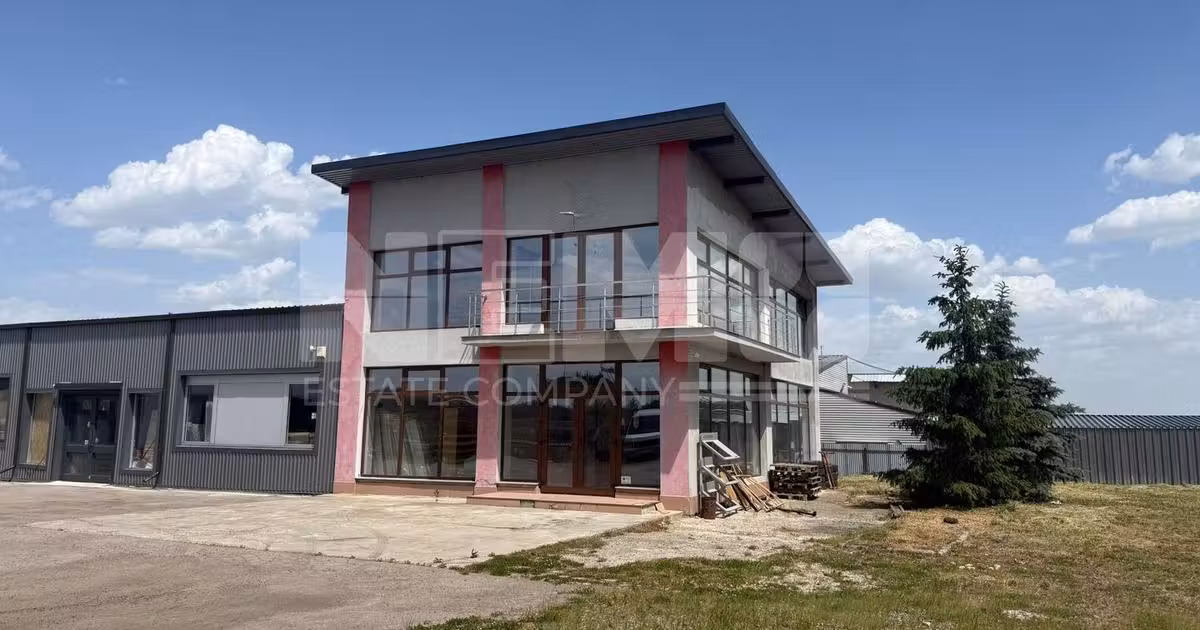 Spațiu industrial de vânzare în Rădăuți