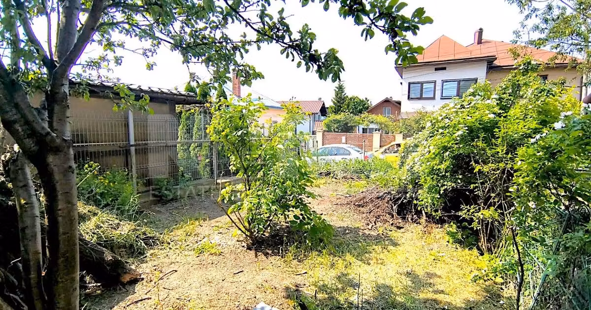 Casă individuală de vânzare cu 2 camere, mobilată în zona Central, Suceava