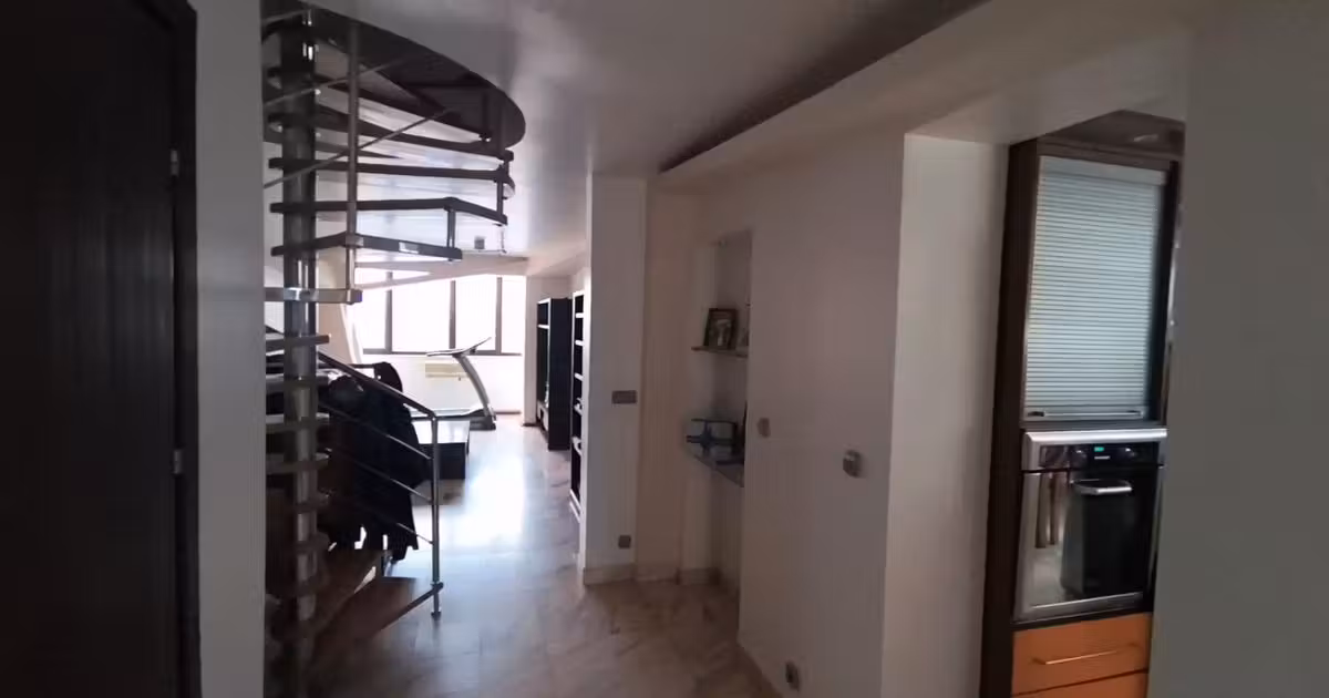 Apartament de vânzare cu 5 camere, mobilat în zona Ultracentral, Suceava